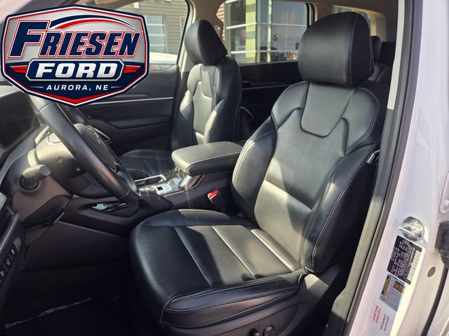 Used 2025 Kia Telluride S AWD/4WD image 12