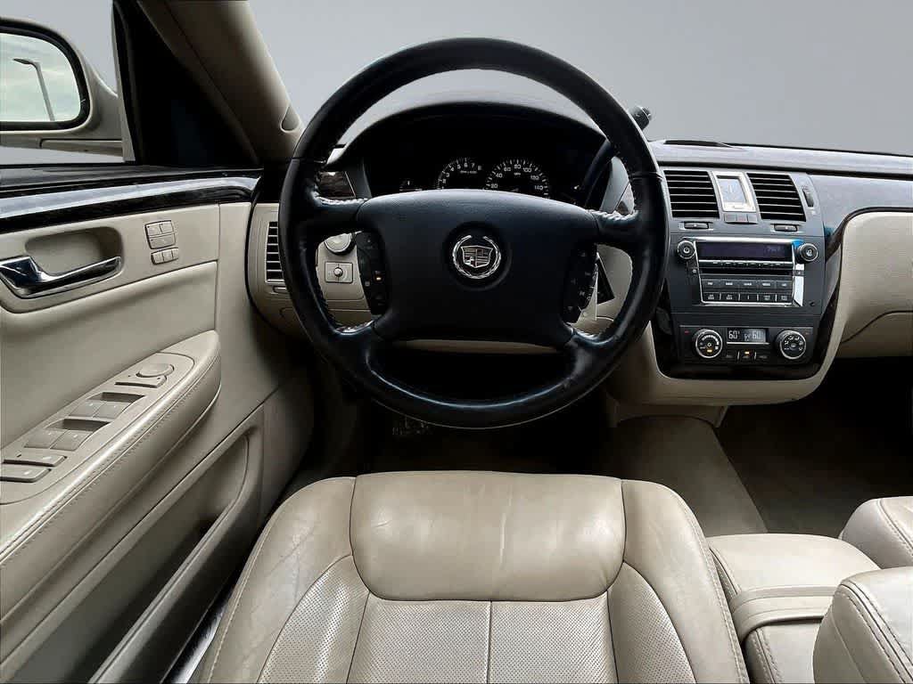 Used 2008 Cadillac DTS FWD image 10
