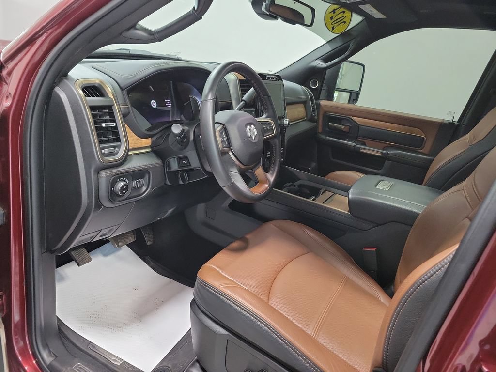 Used 2024 RAM 2500 Limited w/ Towing Technology Group AWD/4WD image 39