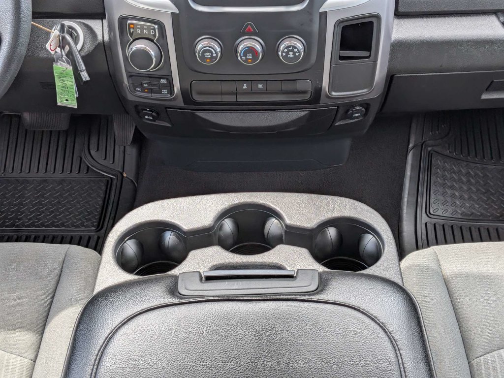 Used 2024 RAM 1500 Classic SLT AWD/4WD image 19
