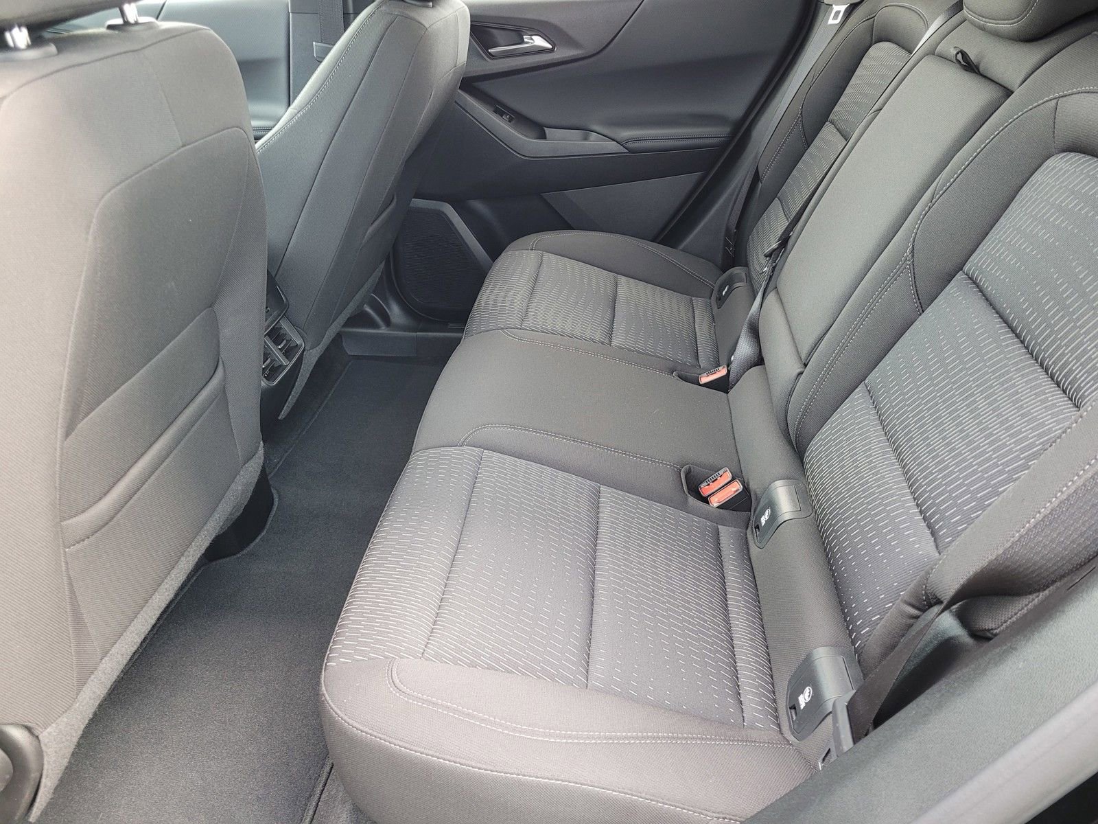 Used 2025 Chevrolet Equinox LT image 10