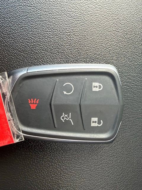 Used 2025 Cadillac XT6 Premium Luxury image 36