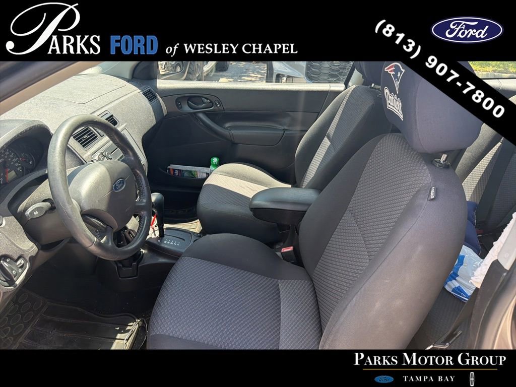 Used 2007 Ford Focus ZX3 Hatchback FWD image 7
