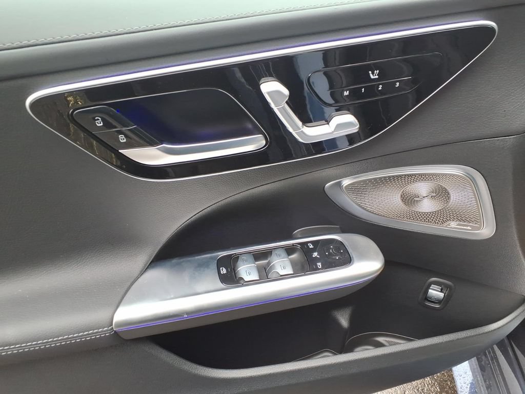 New 2026 Mercedes-Benz C 300 4MATIC Sedan image 12