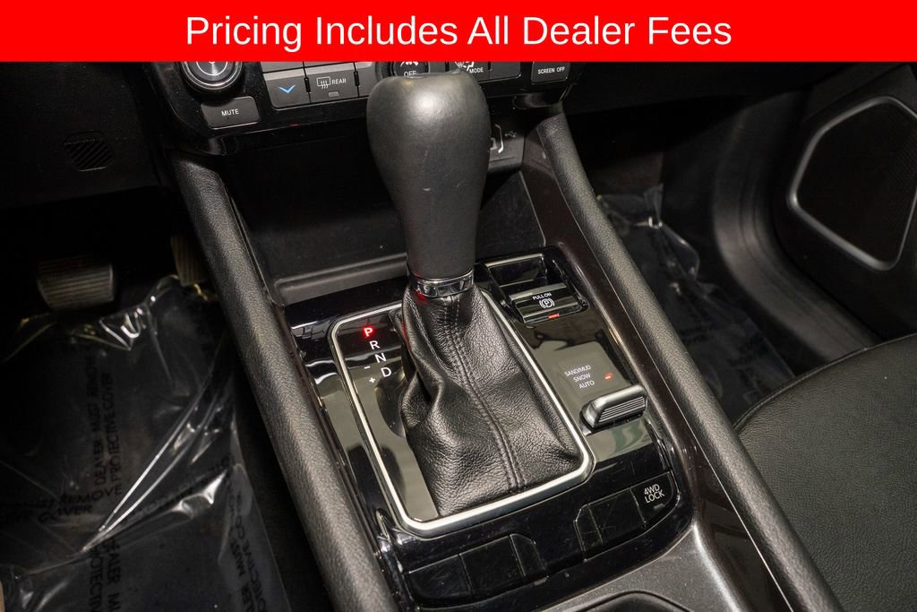 Used 2024 Jeep Compass Latitude AWD/4WD image 15