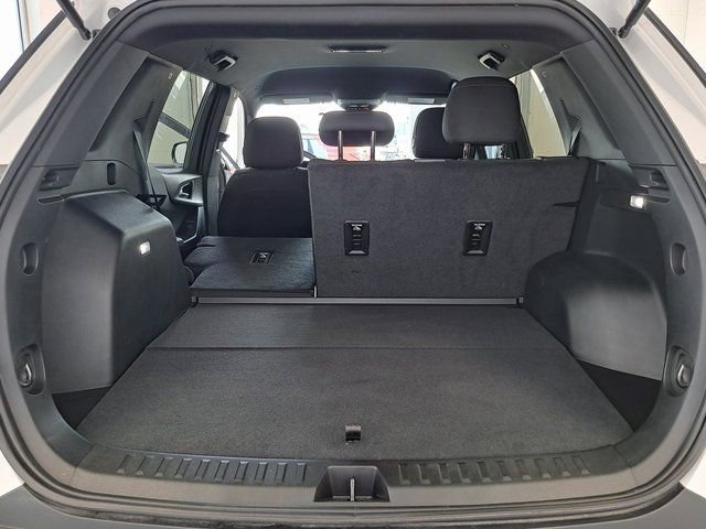 Used 2026 Chevrolet Equinox LT w/ Midnight Edition image 30