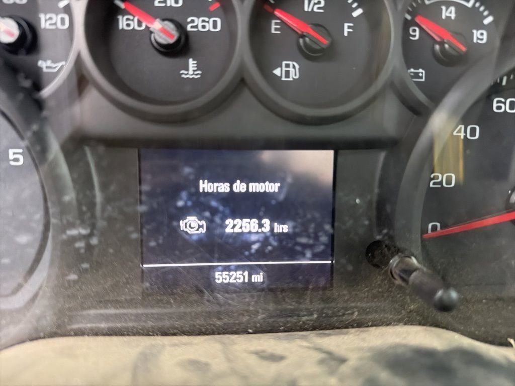 Used 2023 Chevrolet Silverado 2500 Custom w/ Custom Value Package image 7