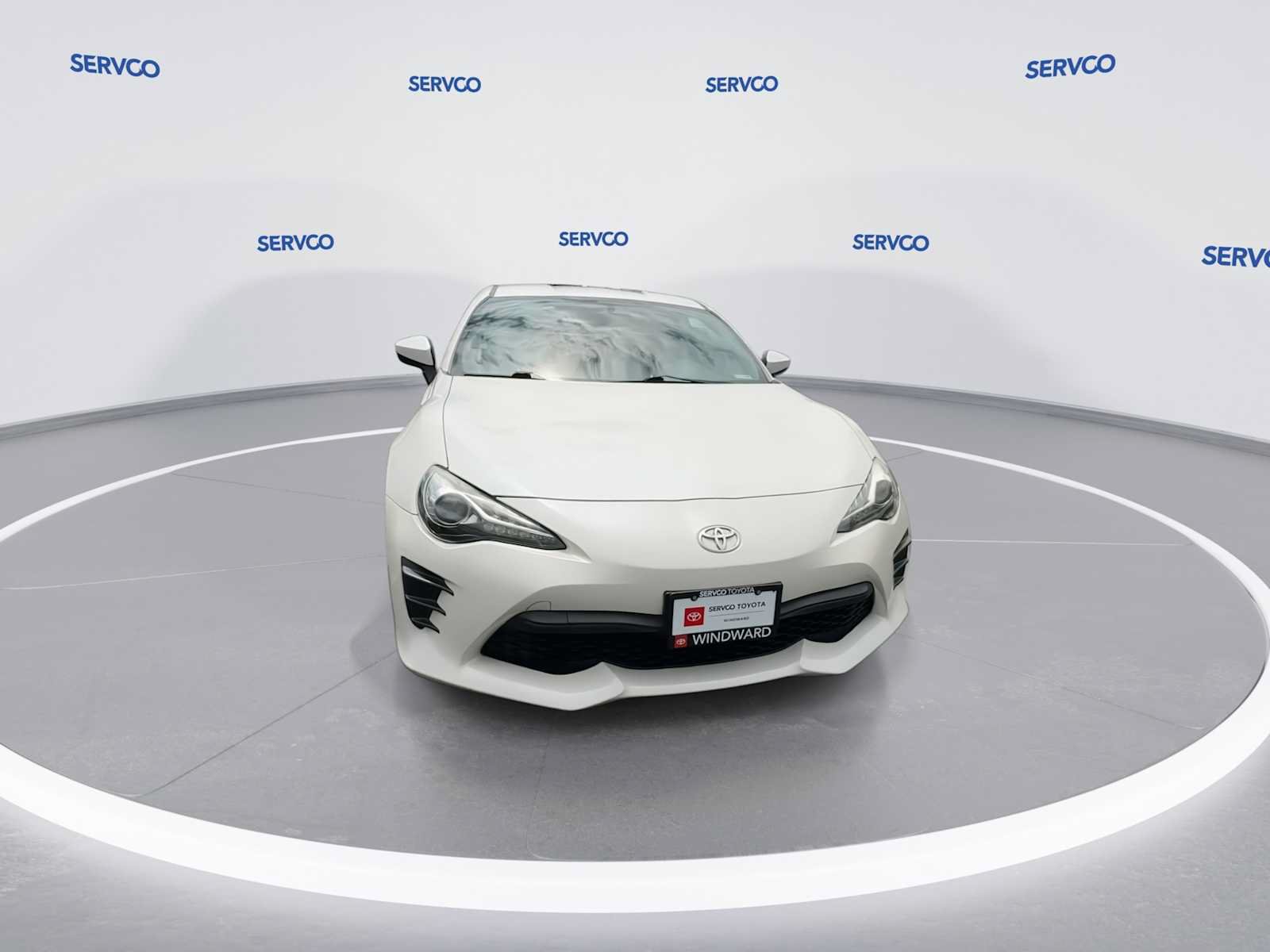 Used 2017 Toyota 86 RWD image 2