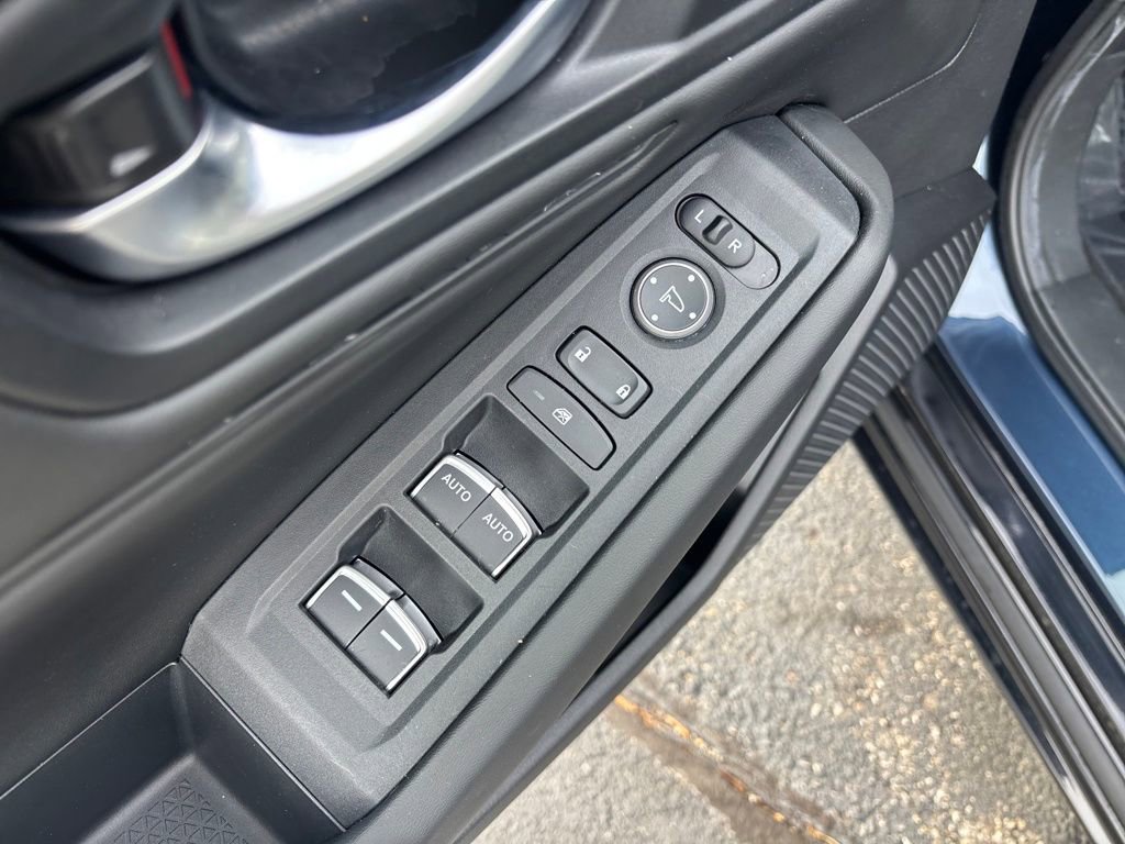 Used 2025 Honda Accord EX-L image 14