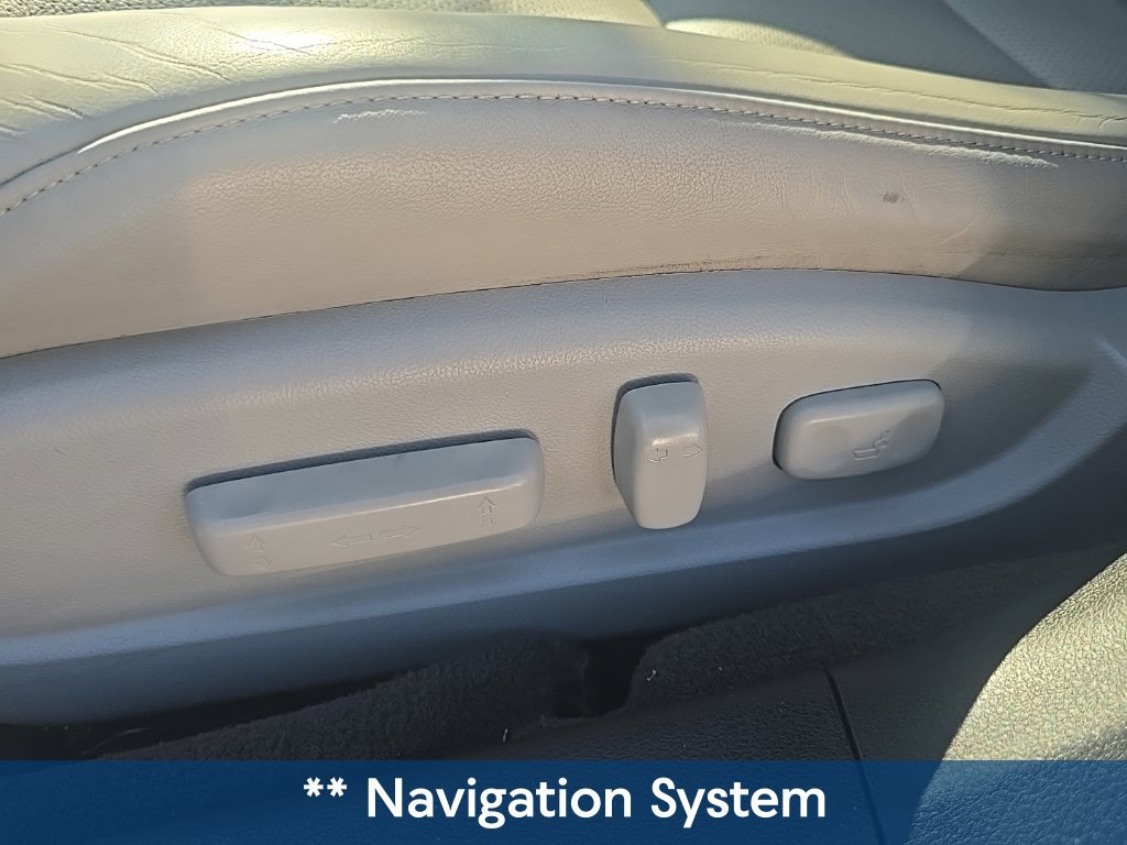 Used 2020 Acura TLX w/ Technology Package FWD image 19