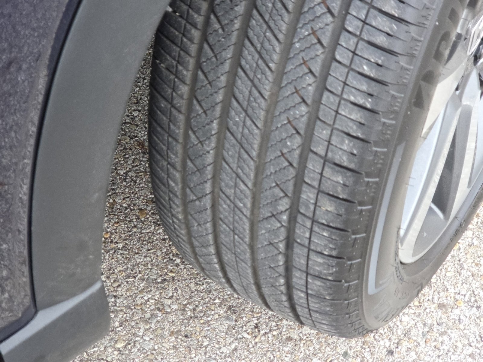 Used 2025 Honda Pilot Elite image 12