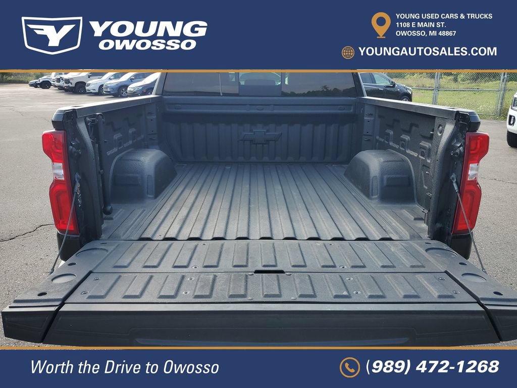 Used 2025 Chevrolet Silverado 1500 High Country w/ Midnight Edition AWD/4WD image 32
