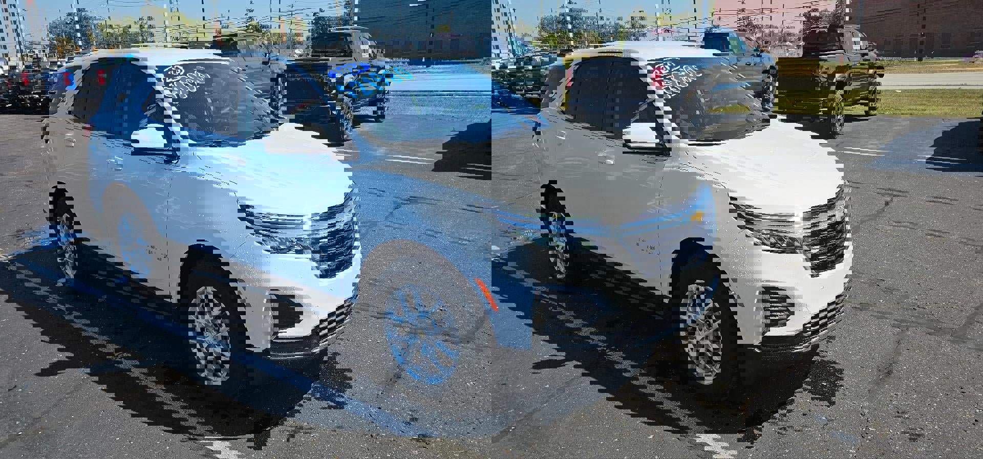 Used 2024 Chevrolet Equinox LT w/ LPO, Floor Liner Package