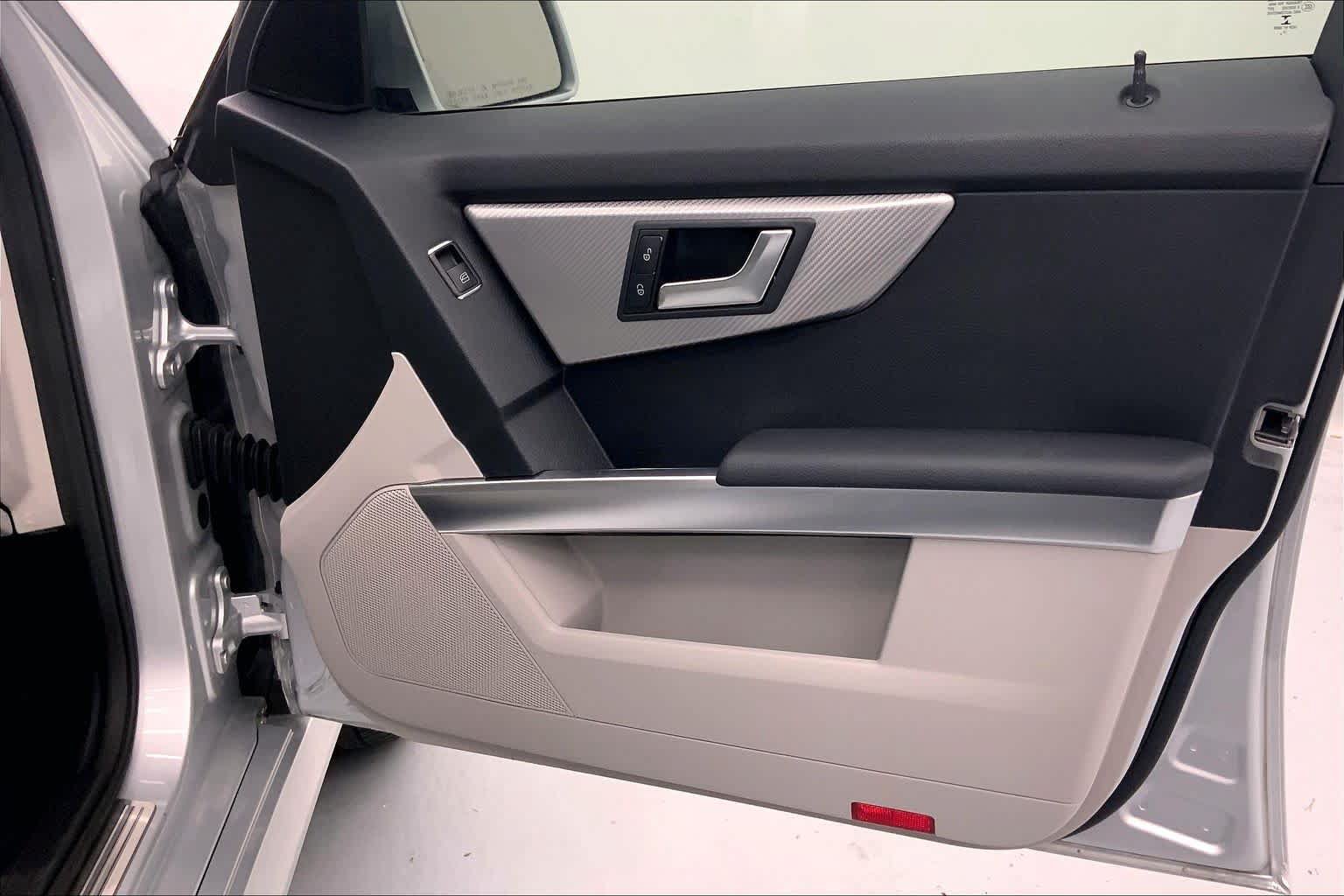 Used 2014 Mercedes-Benz GLK 350 2WD image 9
