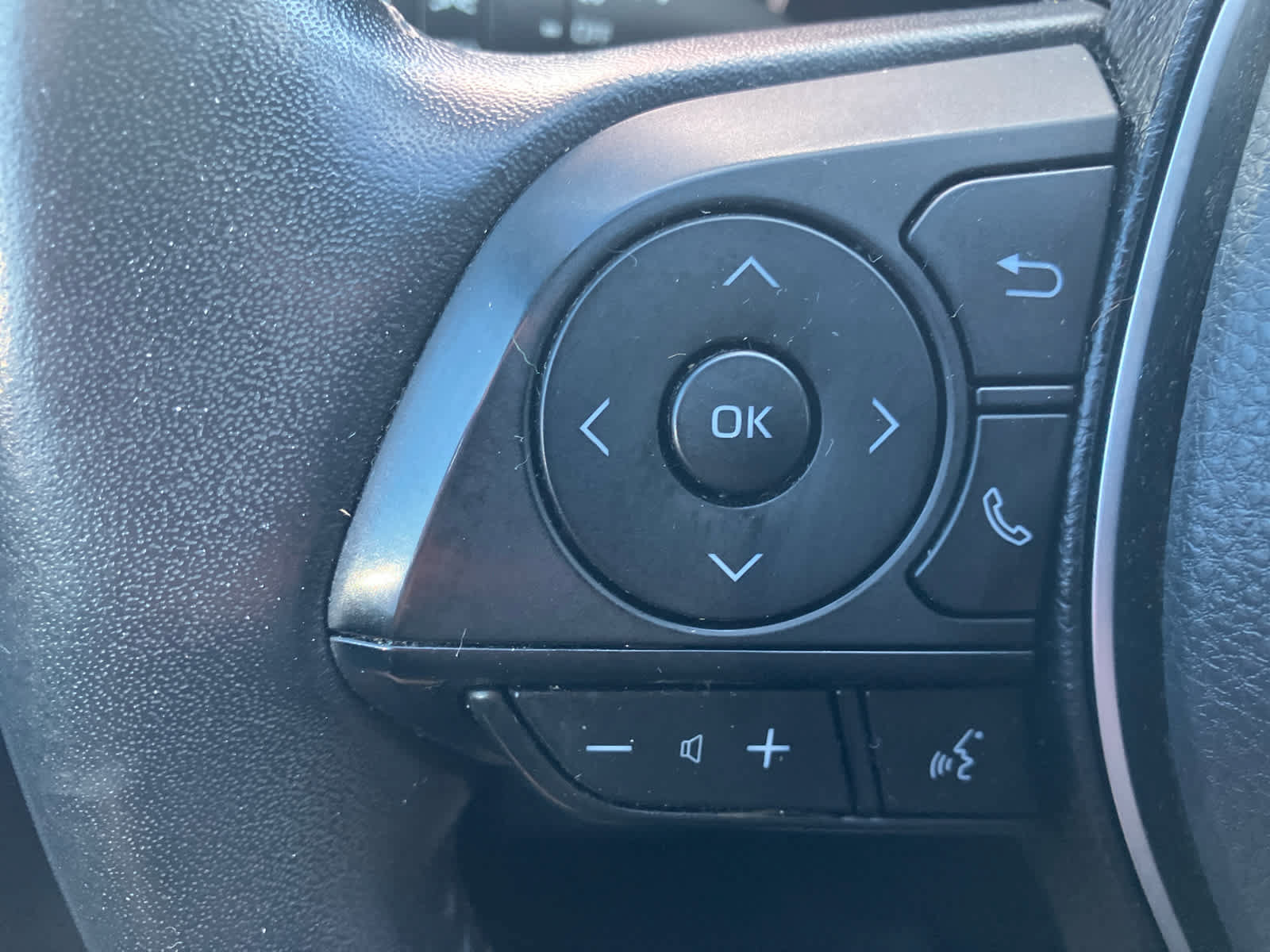 Used 2020 Toyota RAV4 TRD Off-Road AWD/4WD image 17