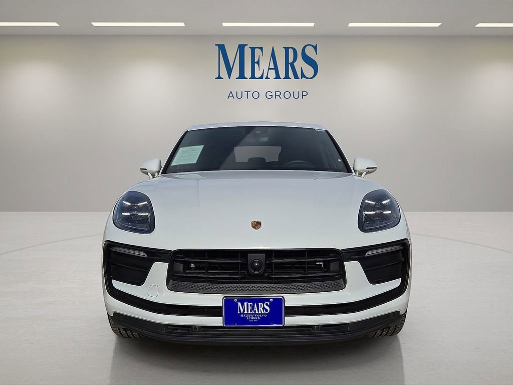 Used 2024 Porsche Macan Turbo image 9