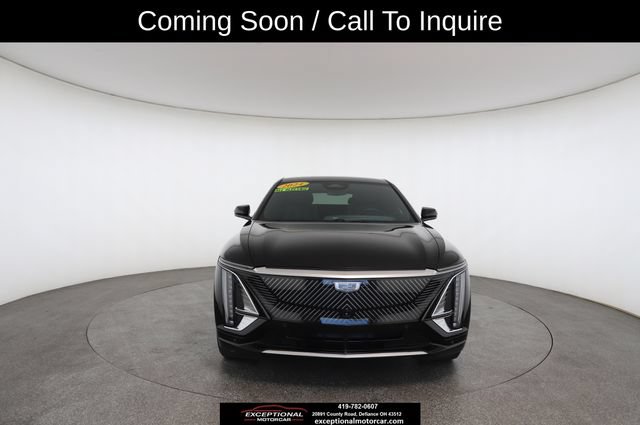 Used 2024 Cadillac Lyriq Luxury AWD/4WD image 5