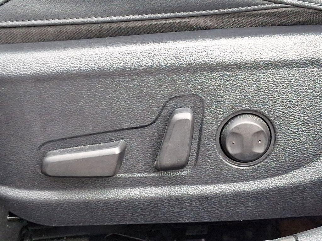 Used 2024 Kia Seltos SX image 26