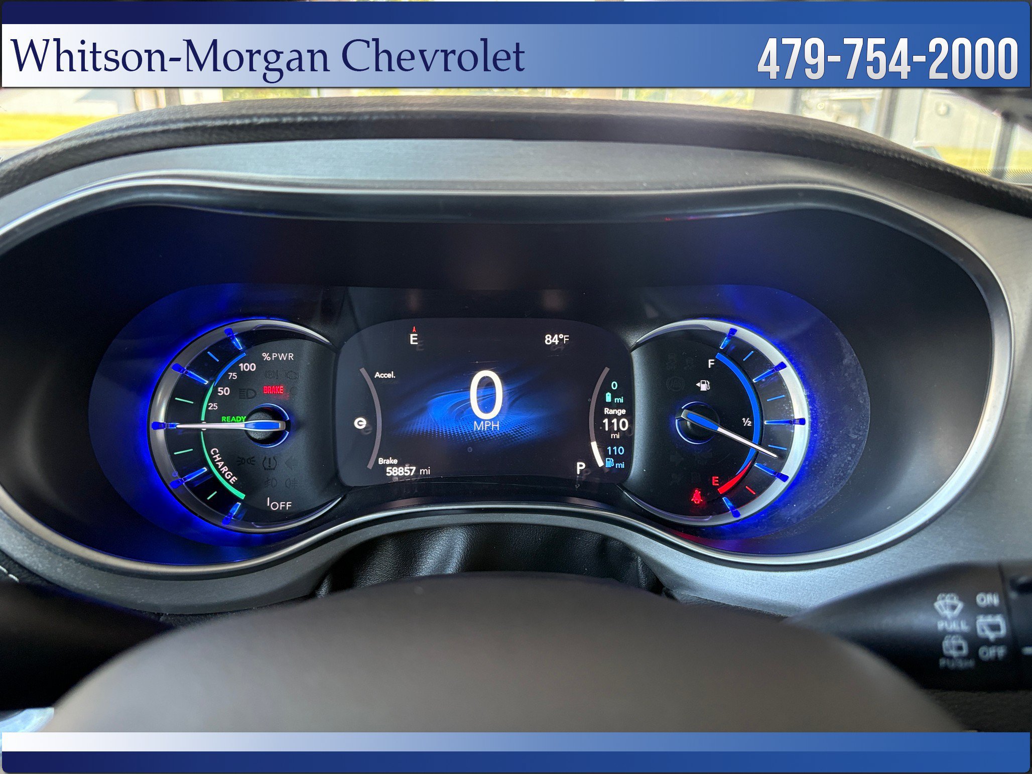 Used 2024 Chrysler Pacifica Premium FWD image 18