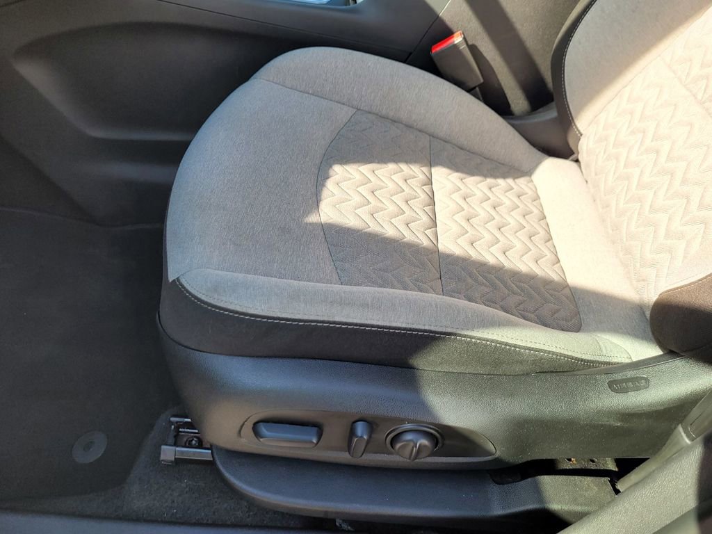 Used 2024 Chevrolet Equinox LT image 17