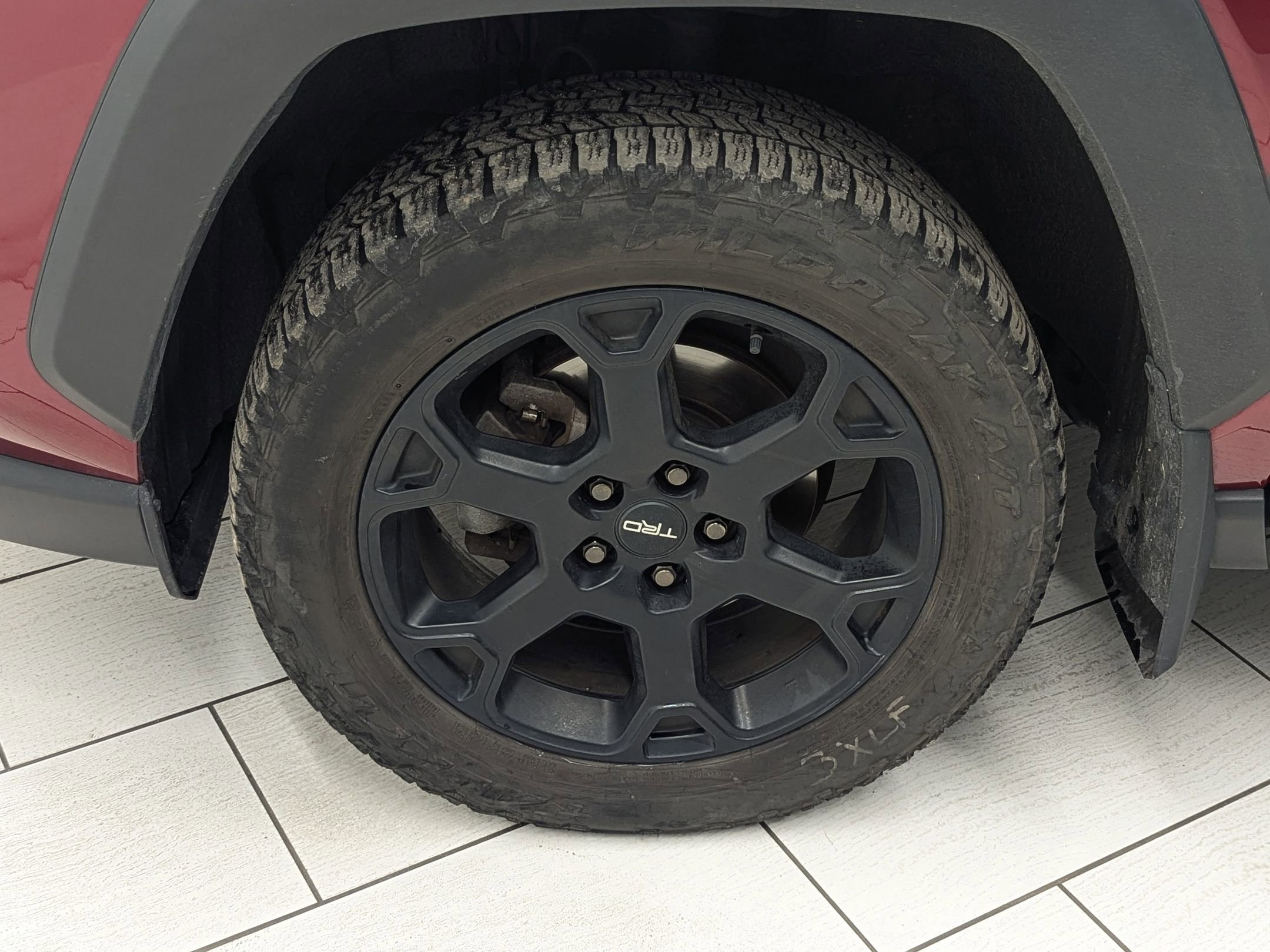 Used 2020 Toyota RAV4 TRD Off-Road image 9