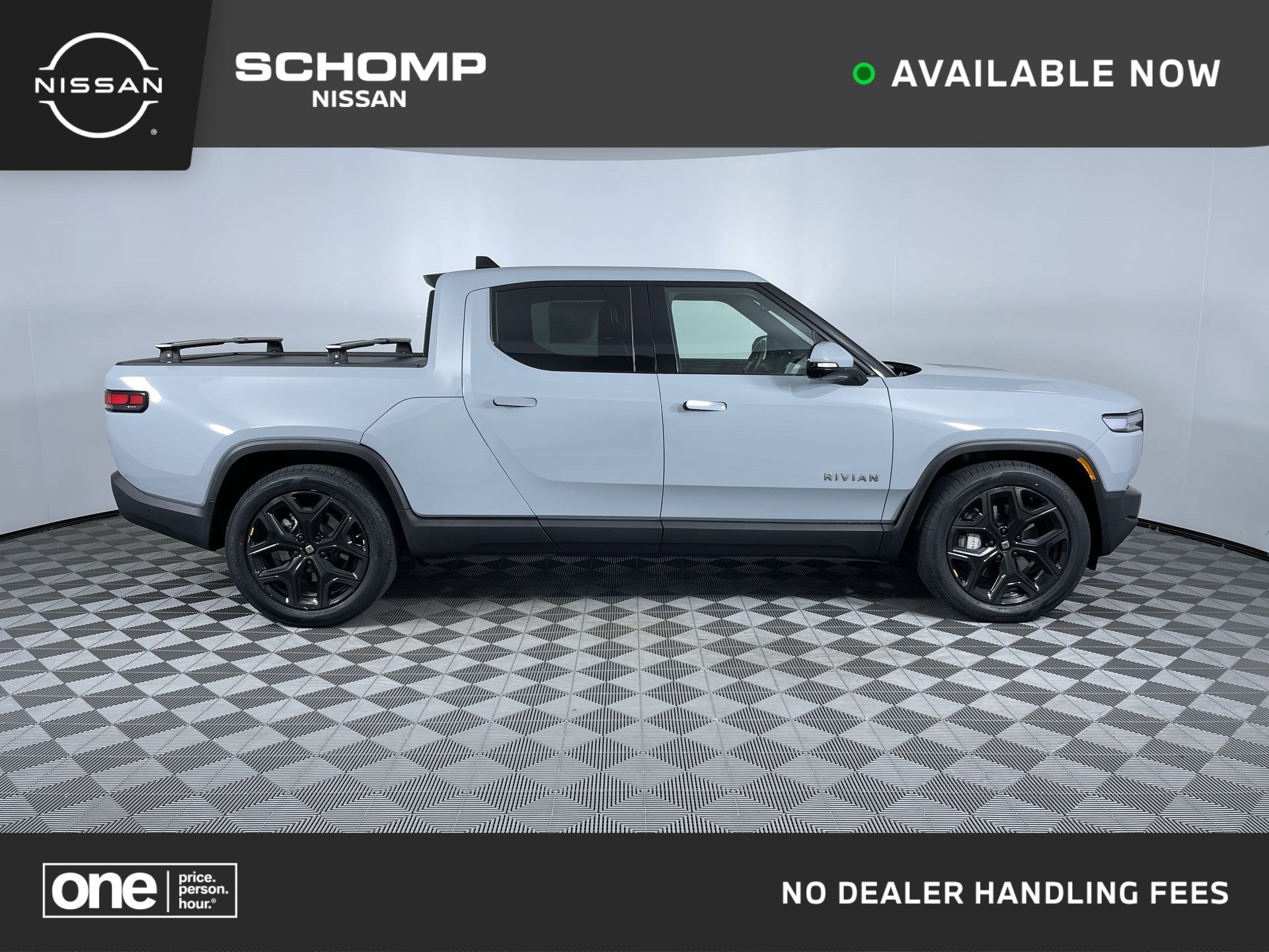 Used 2025 Rivian R1T Adventure Dual AWD/4WD image 1