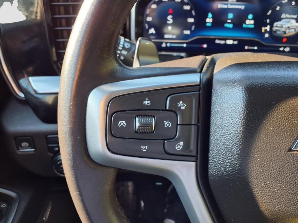 Used 2022 Chevrolet Silverado 1500 LTZ AWD/4WD image 22