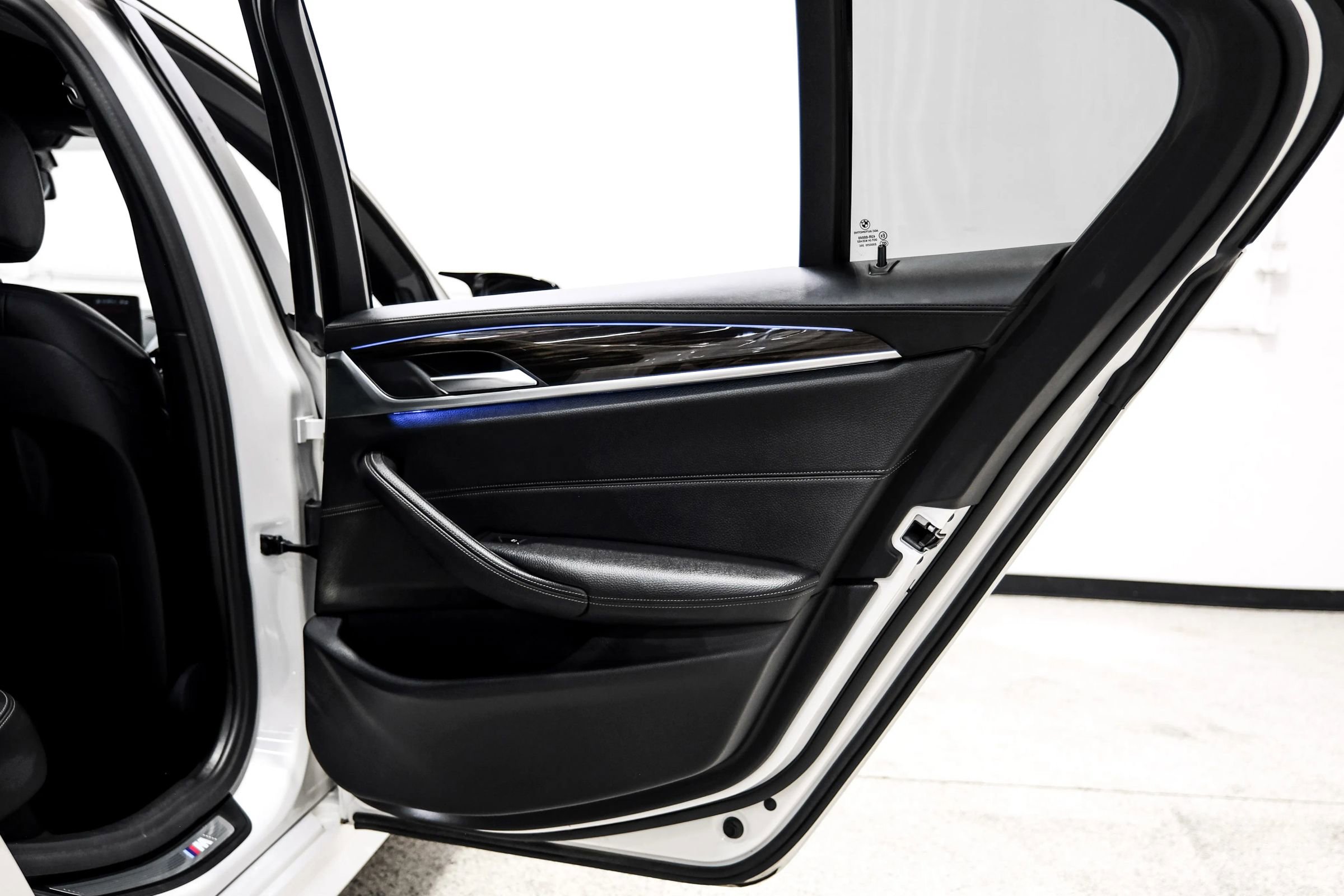 Used 2018 BMW 540i w/ M Sport Package RWD image 57