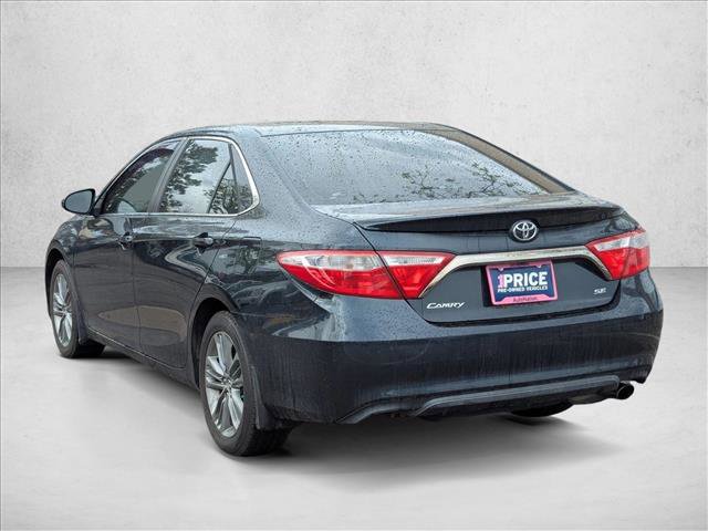 Used 2015 Toyota Camry SE w/ Moonroof Package FWD image 7