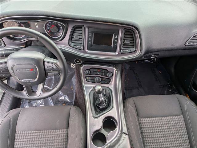 Used 2017 Dodge Challenger R/T image 14