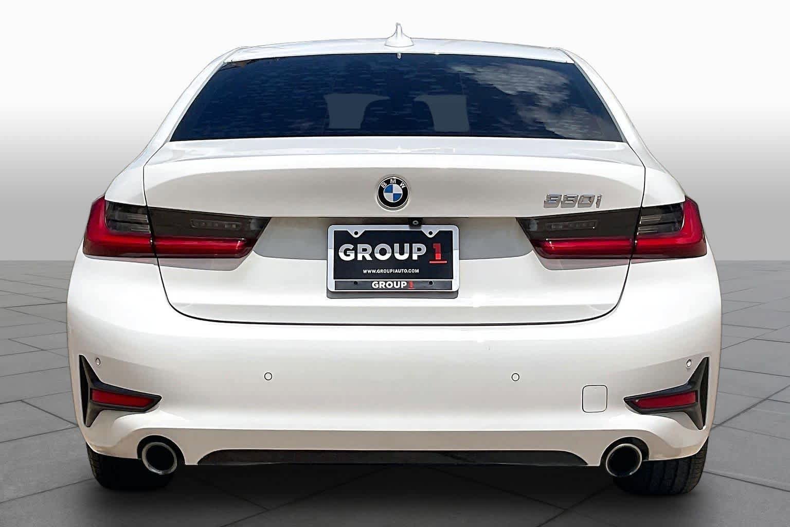 Used 2019 BMW 330i Sedan w/ Premium Package RWD image 5