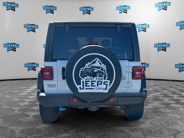 Used 2024 Jeep Wrangler Unlimited image 5