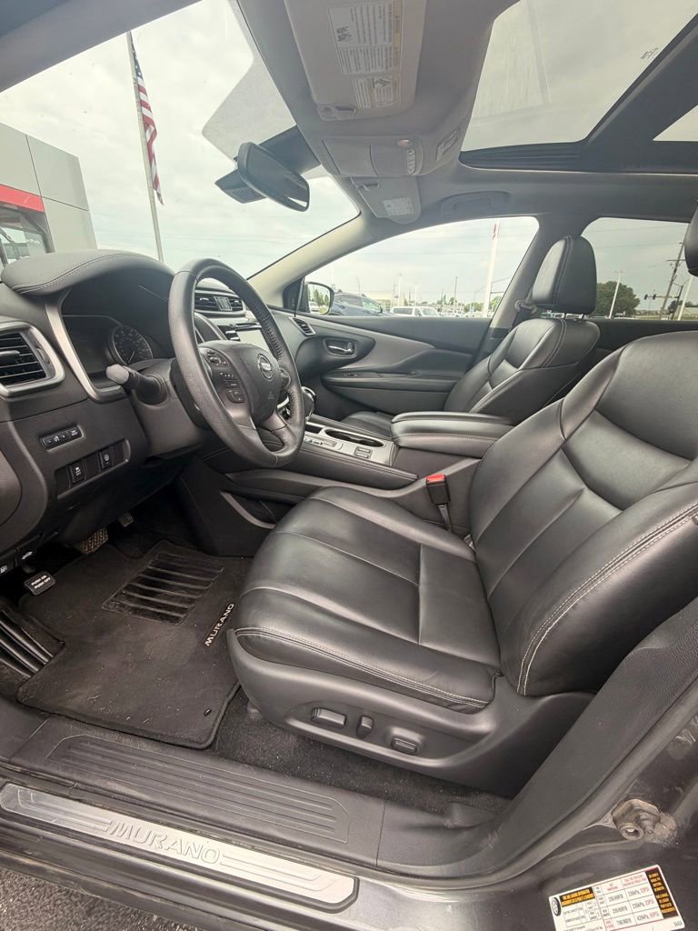 Used 2020 Nissan Murano SV w/ Premium Package AWD/4WD image 8
