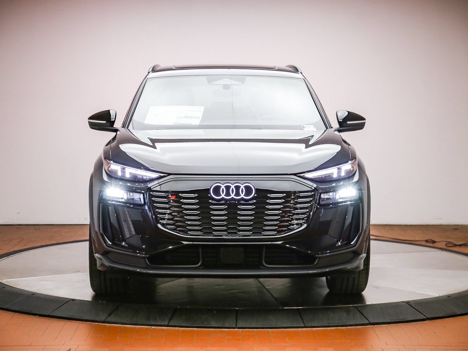 New 2027 Audi SQ6 e-tron Premium Plus AWD/4WD image 8