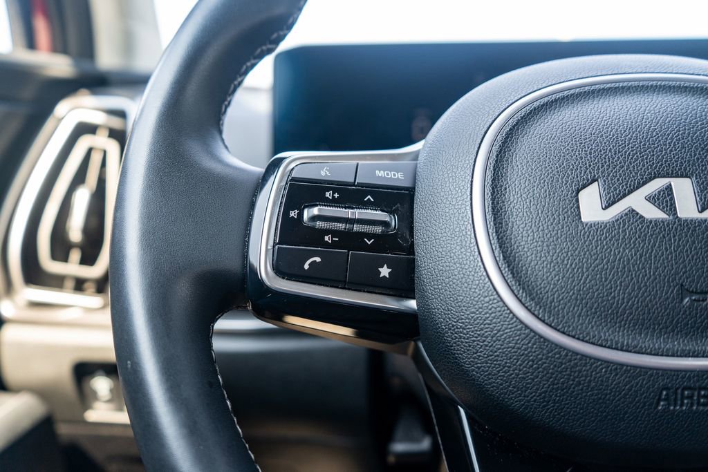 Used 2025 Kia Sorento S w/ Panoramic Sunroof Package image 19