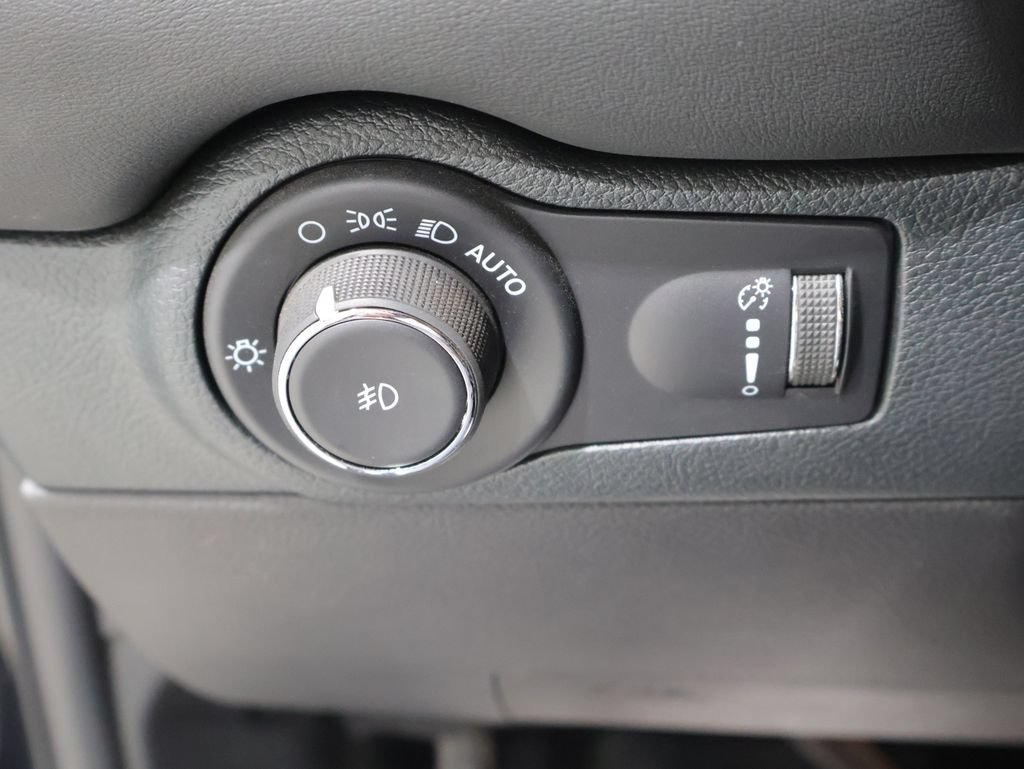 Used 2023 Dodge Durango R/T AWD/4WD image 33