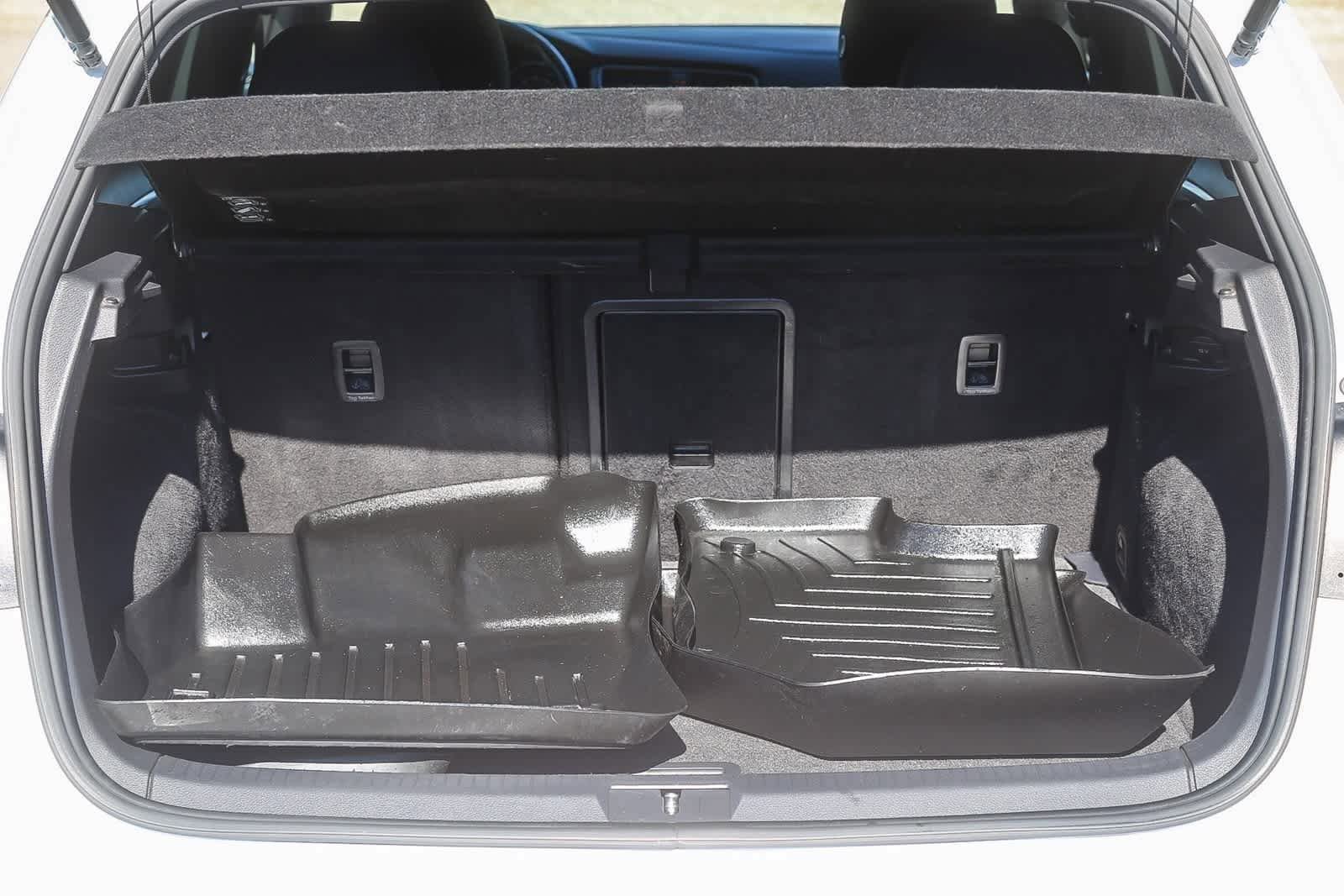 Used 2018 Volkswagen GTI SE image 21