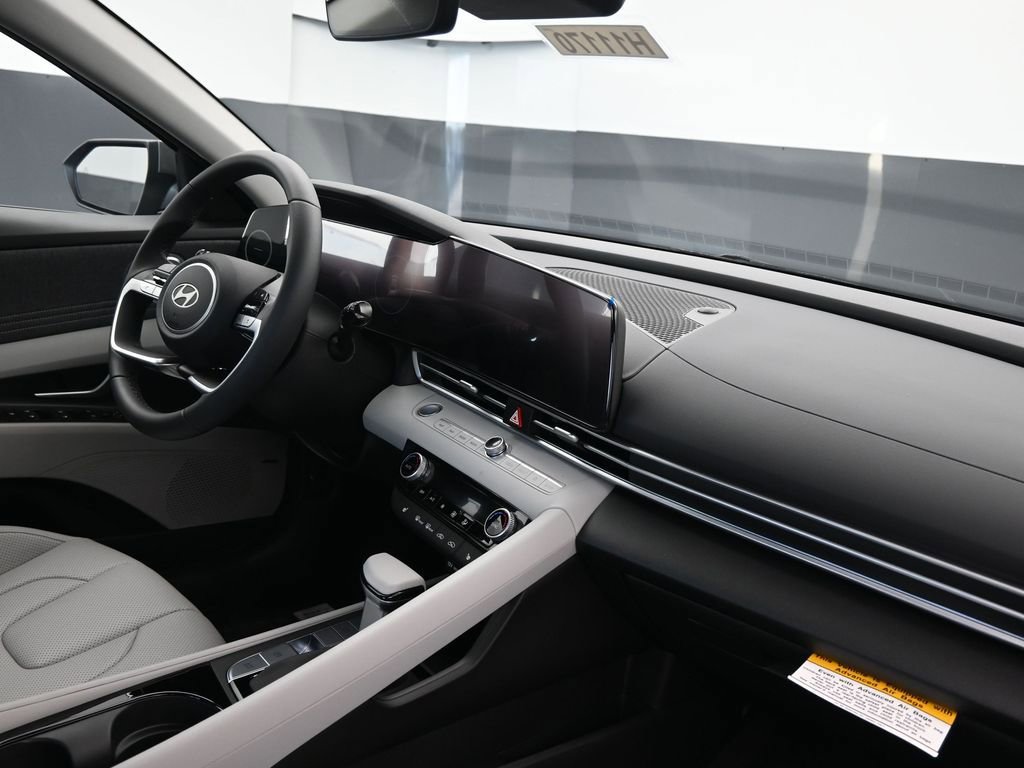 New 2026 Hyundai Elantra Limited image 12