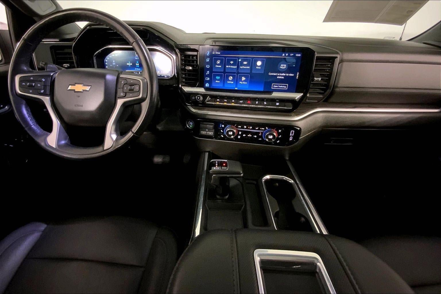 Used 2022 Chevrolet Silverado 1500 LTZ AWD/4WD image 15