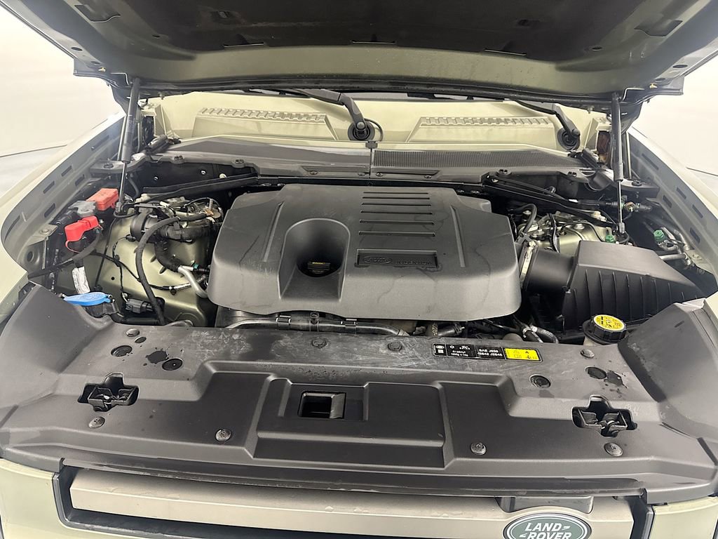 Used 2021 Land Rover Defender 110 X-Dynamic HSE image 29