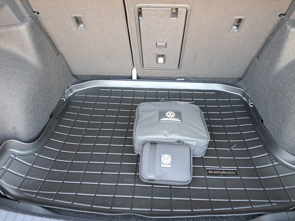 New 2026 Volkswagen Taos S image 24