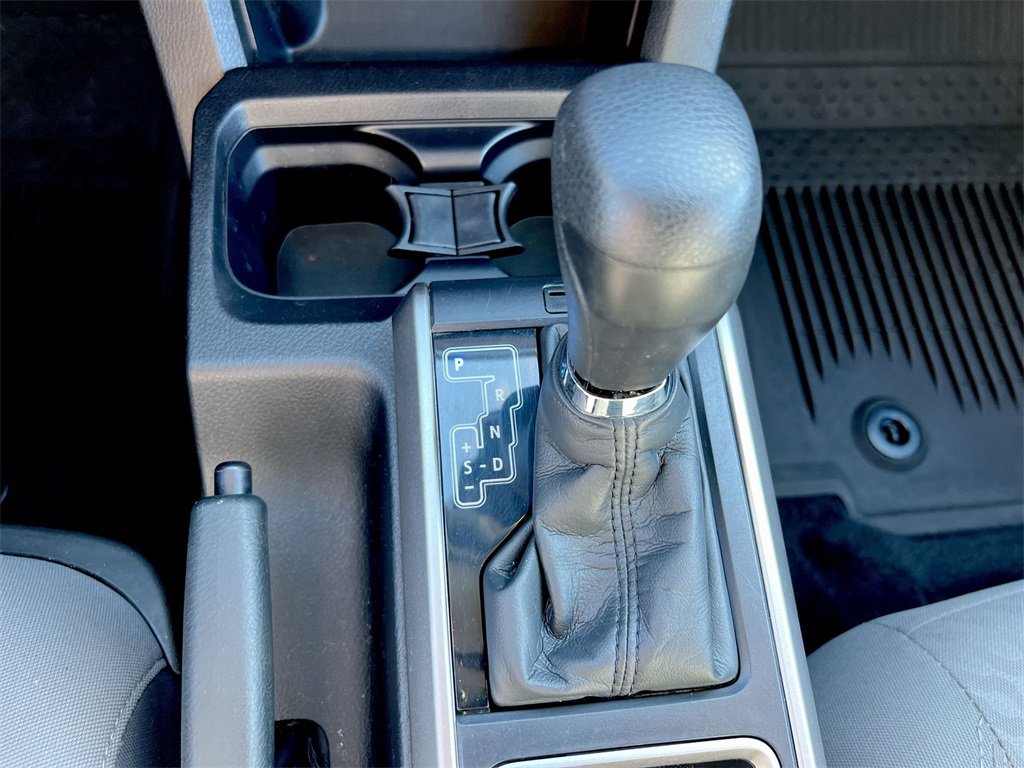 Used 2022 Toyota Tacoma 2WD Double Cab image 14