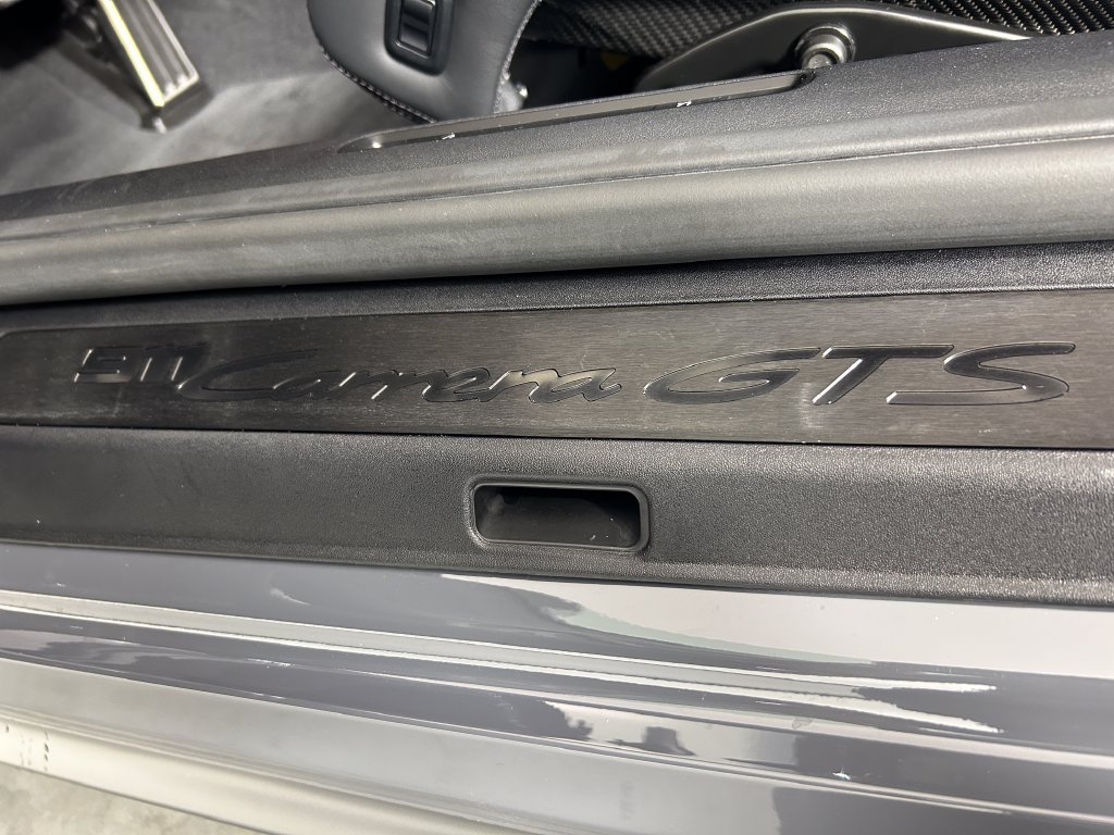 Used 2026 Porsche 911 Carrera GTS RWD image 16
