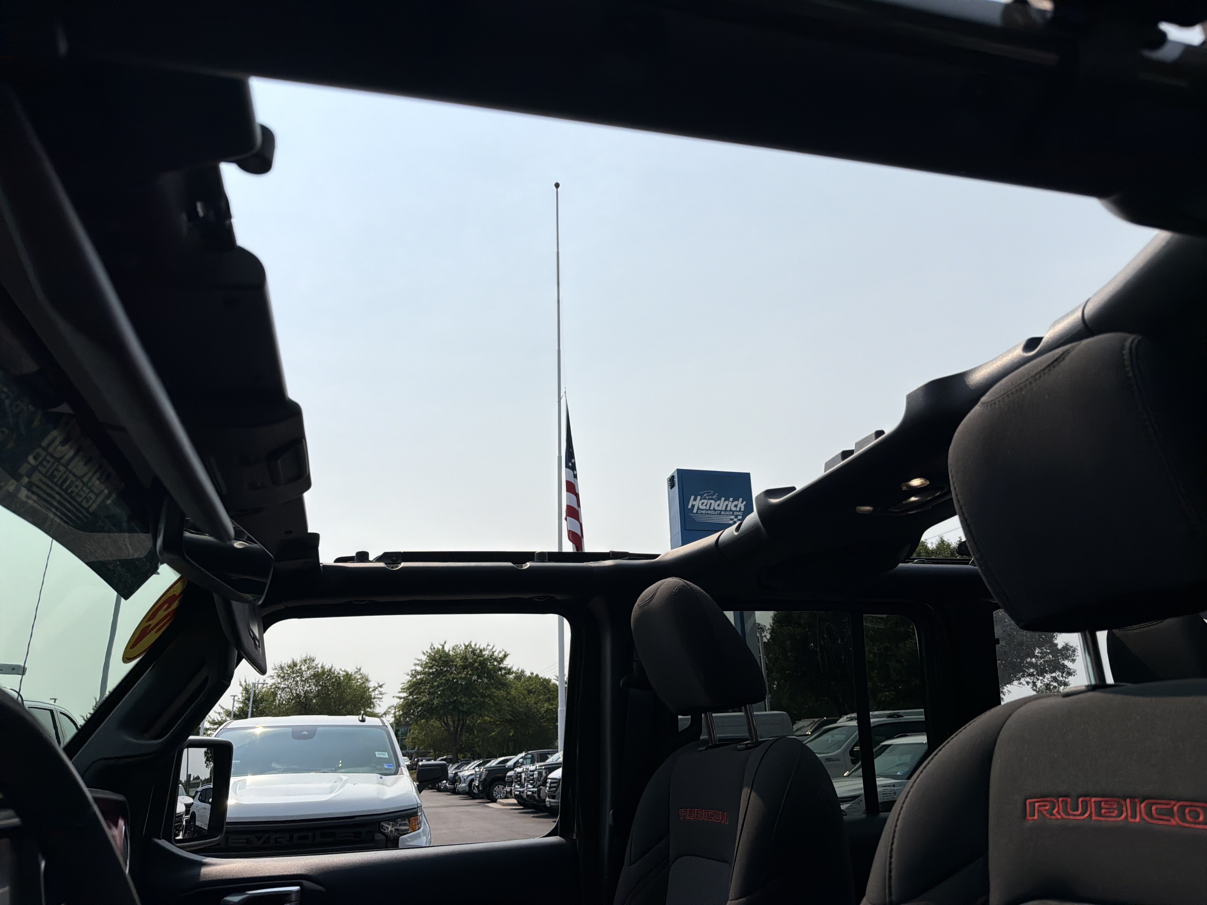 Used 2023 Jeep Wrangler Unlimited Rubicon AWD/4WD image 28