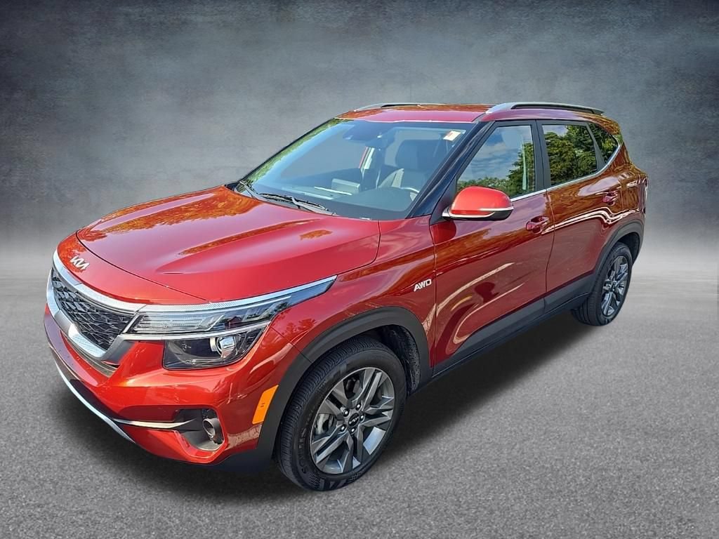 Used 2023 Kia Seltos S AWD/4WD image 3