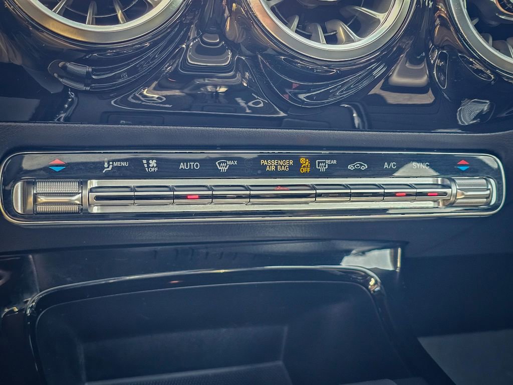 Used 2023 Mercedes-Benz CLA 250 4MATIC image 26