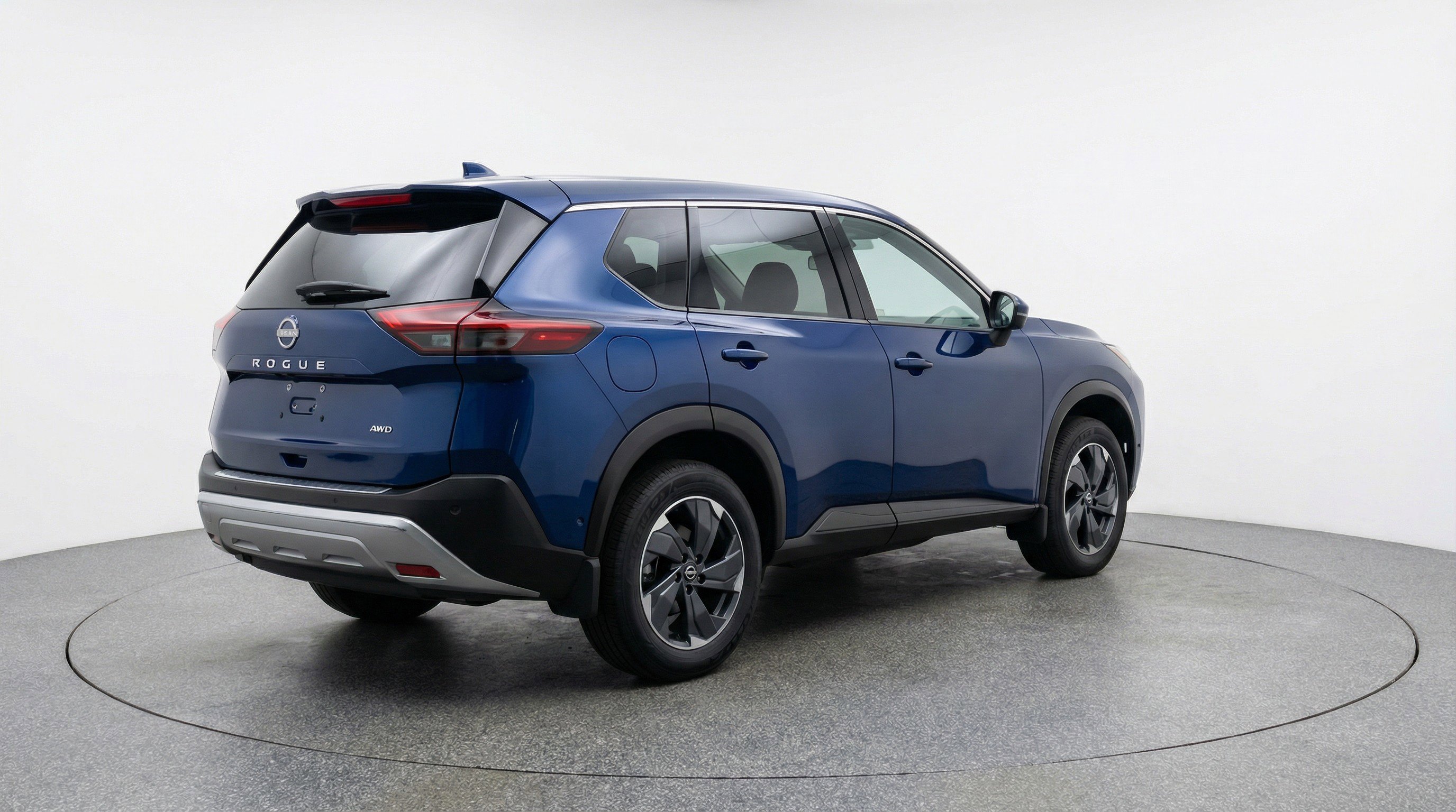 Used 2025 Nissan Rogue SV FWD image 9