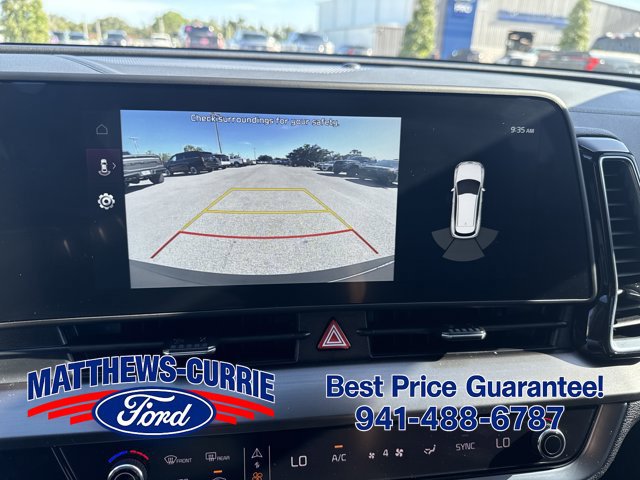Used 2025 Kia Sportage EX FWD image 18