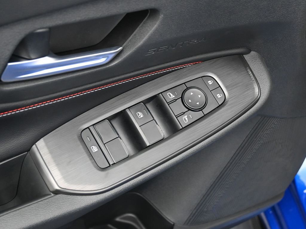 New 2026 Nissan Sentra SR w/ Floor Mat Package FWD image 14