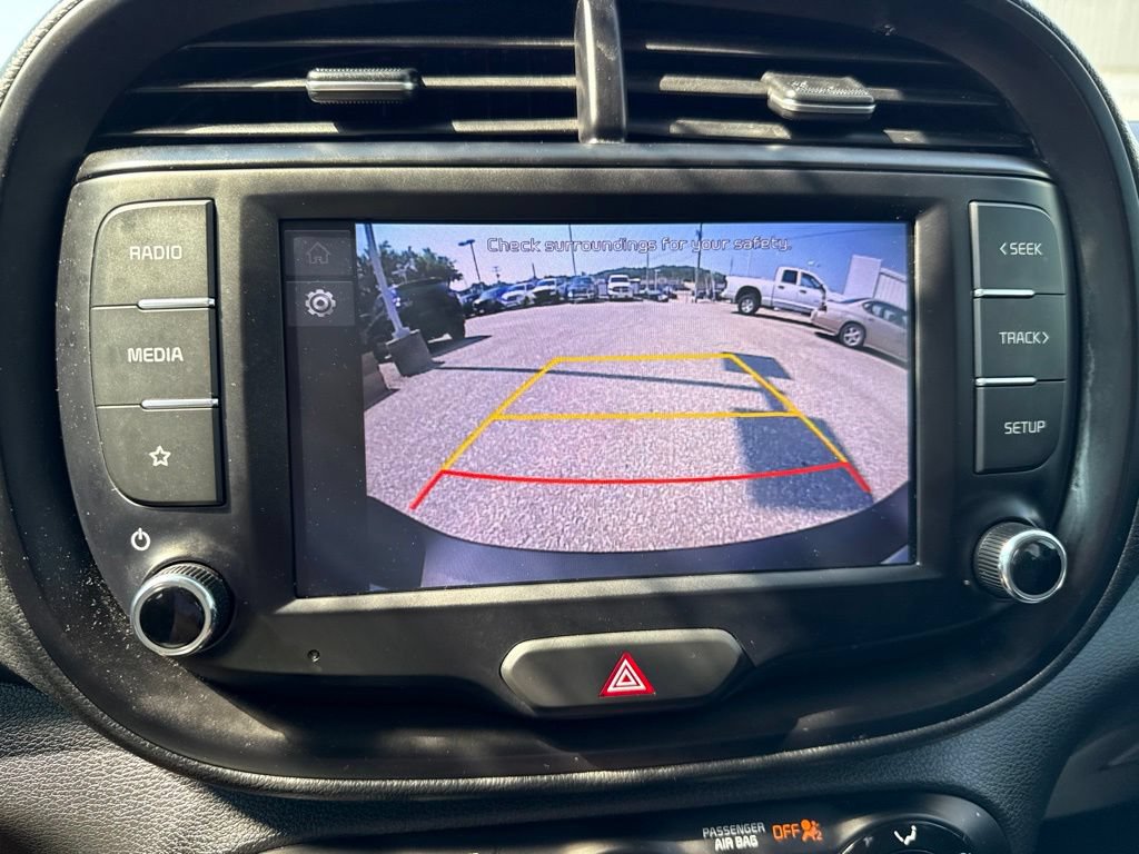 Used 2022 Kia Soul LX FWD image 14